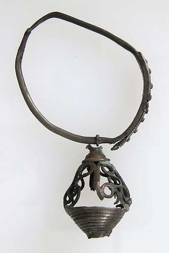 Earring