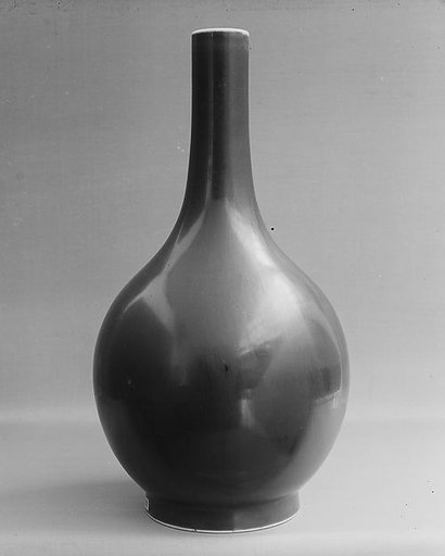 Bottle vase
