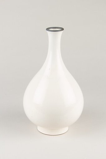 Bottle with dragon