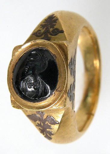 Finger Ring