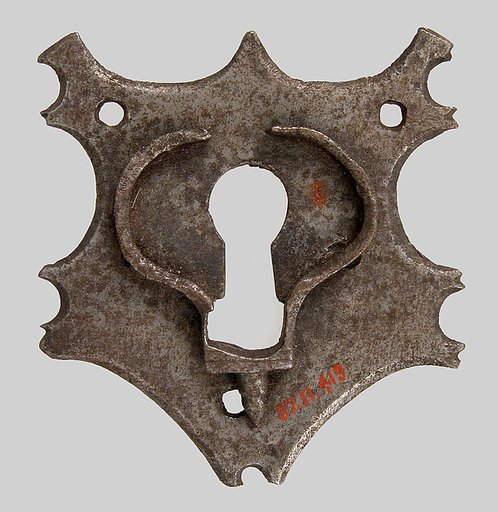Escutcheon plate