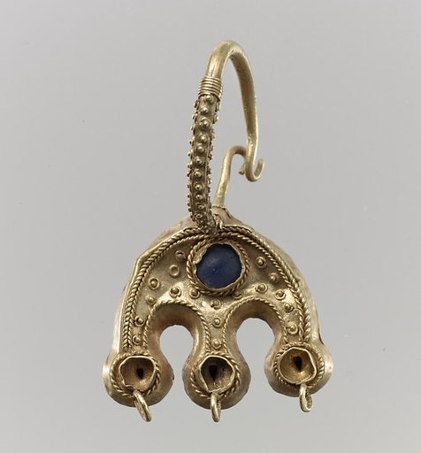 Earring
