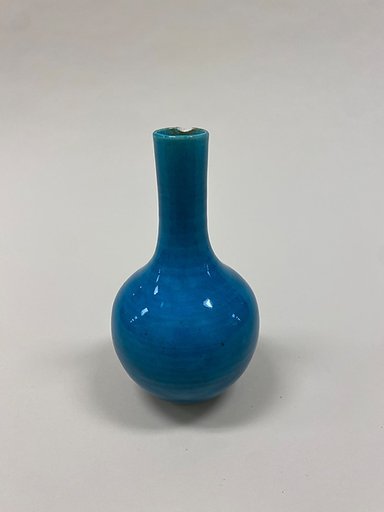 Bottle vase