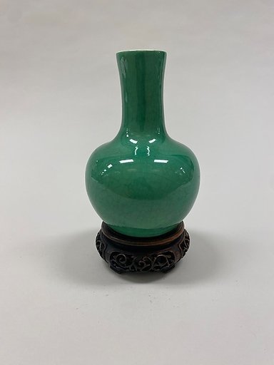 Bottle vase