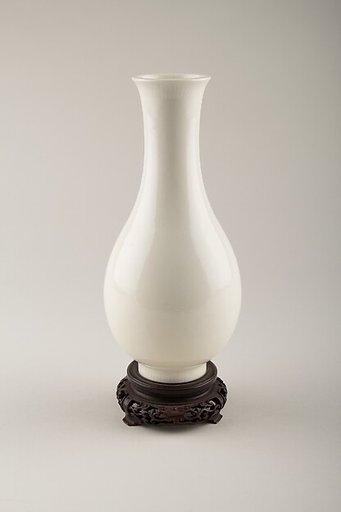 Vase with a garden scene