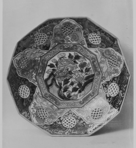 Plate