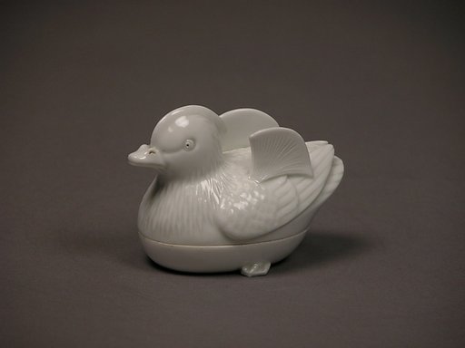 Covered incense box In form of mandarin duck