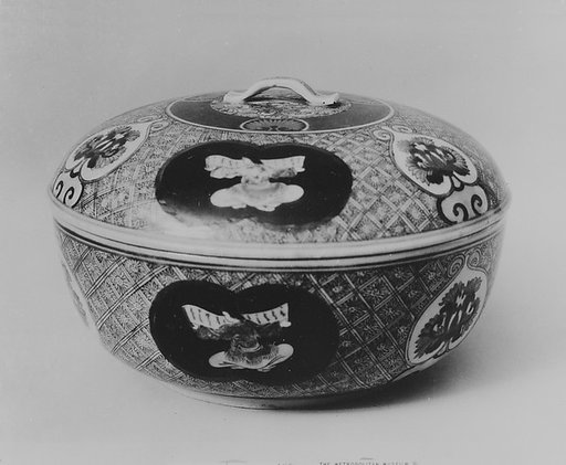 Covered bowl