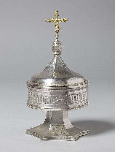 Pyx