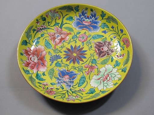 Dish with flowers