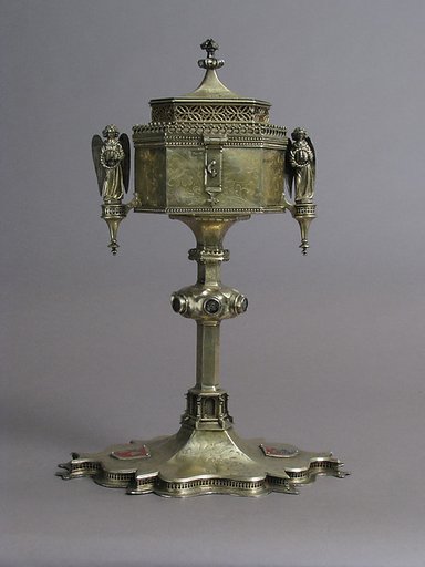 Footed Pyx