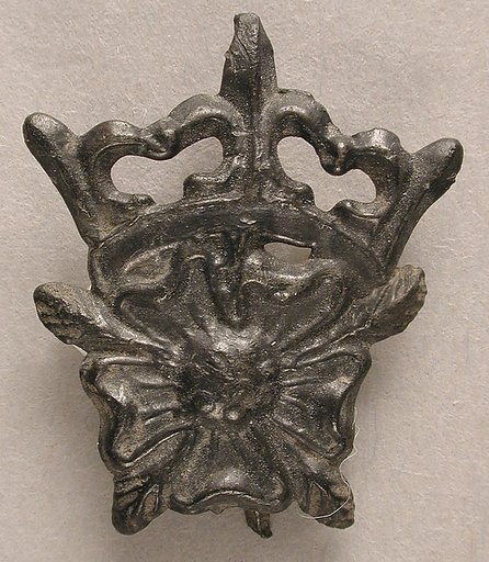 Badge with Tudor Rose