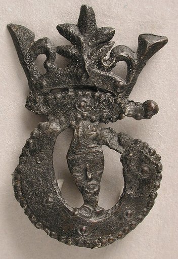 Badge with Bust of Crowned Becket