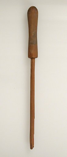 Distaff (?)