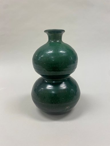 Gourd-shaped bottle