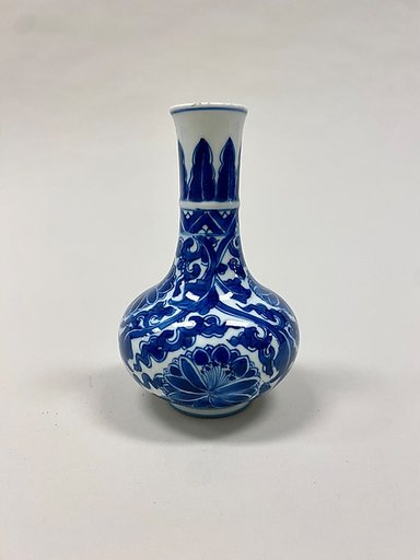 Bottle vase with floral scrolls