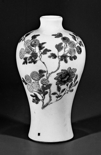 Meiping vase with flowers and butterflies