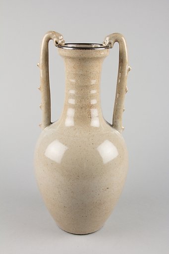 Vase with dragon handles