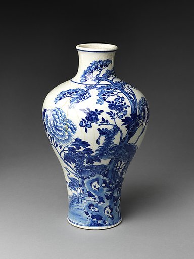 Vase decorated with auspicious animals