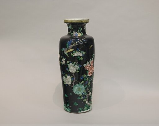 Vase with birds and flowers