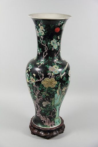 Vase with birds and flowers