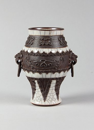 Vase with archaistic decoration