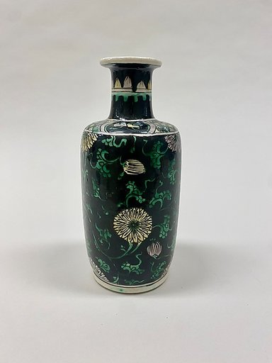Vase with floral patterns