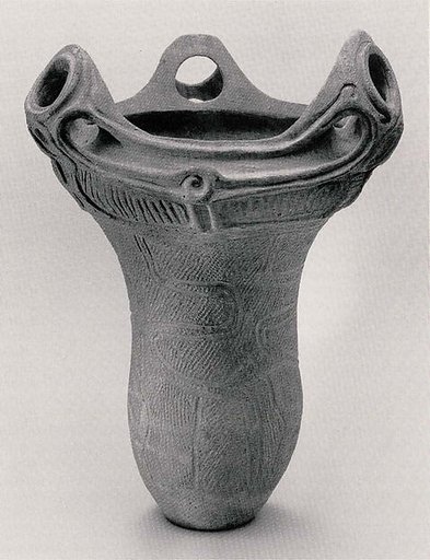 Deep Vessel with Handles