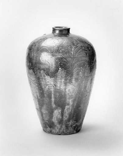 Jar in Meiping Shape with Incised Floral Design