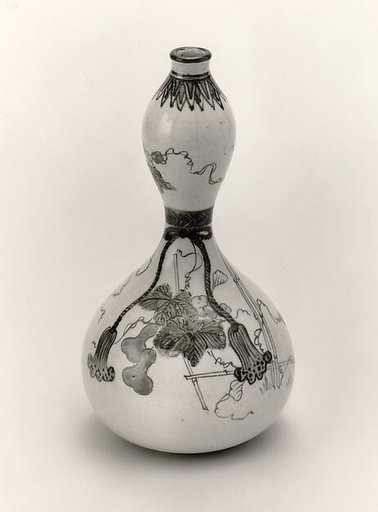 Sake Bottle in the Shape of a Gourd