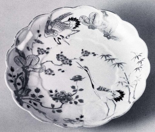 Lobed Dish with Molded Chrysanthemum Design and Decoration of Crane, Bamboo, Plum and Pine