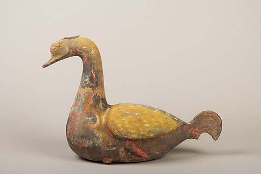 Goose-shaped vessel