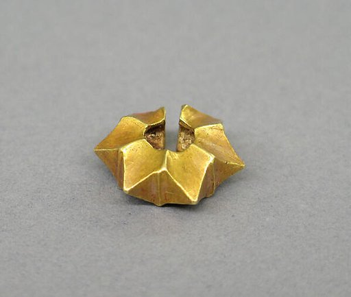 Ear Clip in the Shape of a Starfruit