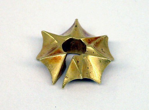 Ear Clip in the Shape of a Starfruit
