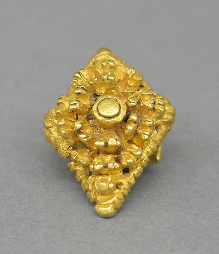 Earring