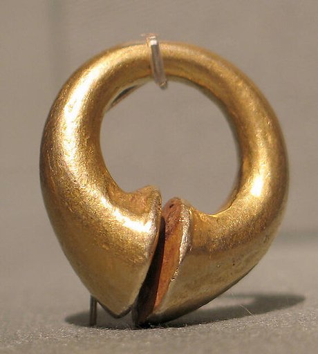 Earring