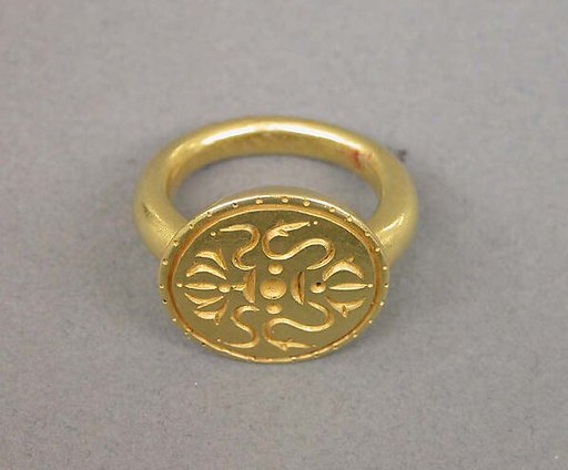 Ring with Circular Bezel and "Sri" Inscription