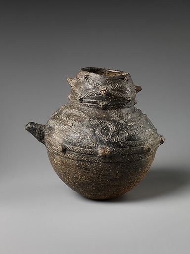 Spouted Vessel