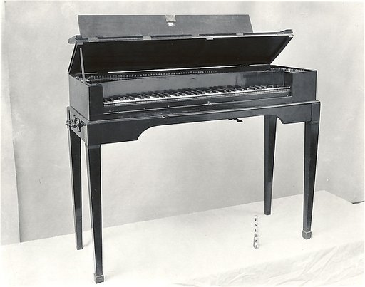 Square Piano
