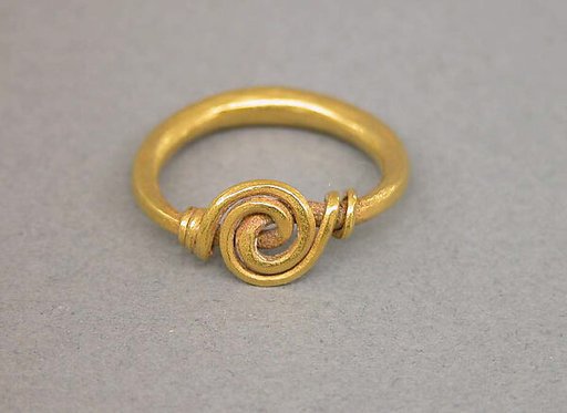 Ring with Bezel Created of Twisted Wire