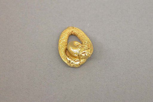 Ear Ornament with Foliate Motif