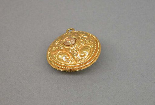 Circular Pendant with Abstract Foliate Motifs