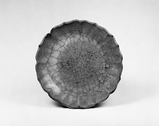 Foliate Dish