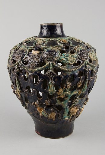 Vase with figural scene
