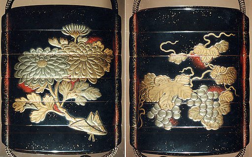 Case (Inrō) with Design of Leafy Grapevines (obverse); Chrysanthemum Spray (reverse)