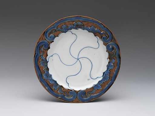 Small Dish (Kozara) with Stylized Flowers