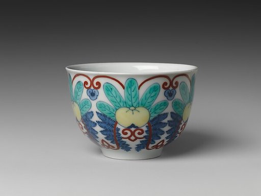 Food Cup (Choku) with Stylized Flowers and Foliate Scrolls