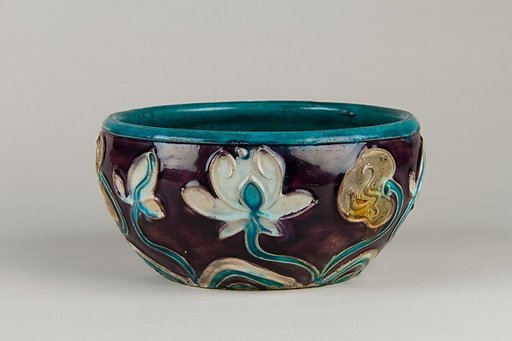 Bowl with flowers
