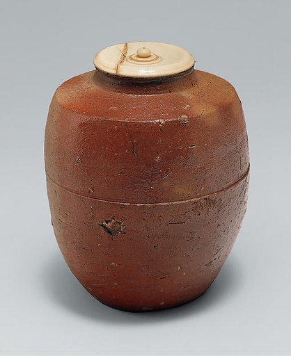 Tea Caddy (Chaire)