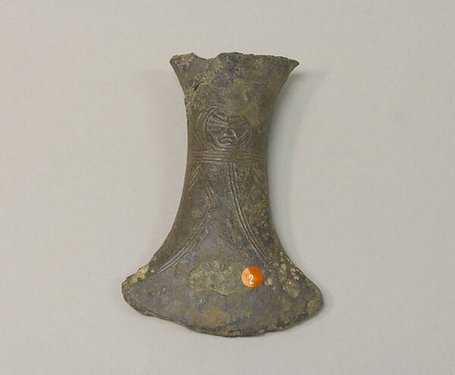 Hafted Flask-Shaped Ax with Face
